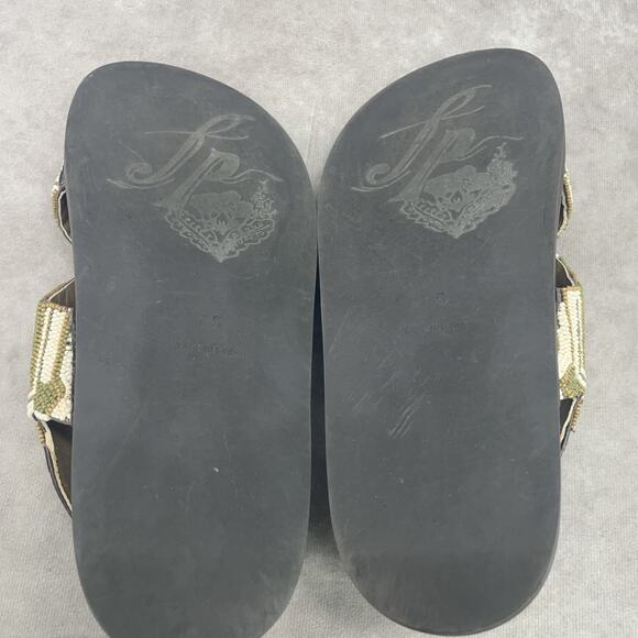Free People Mali Beaded Sandals Size 7.5 Neutral Taupe Green White Boho Western - Picture 7 of 10